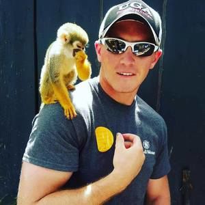 Meet your Posher, Cory